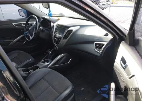 2014 Hyundai Veloster Base W/Black from USA, damaged, VIN KMHTC6AD3EU186380